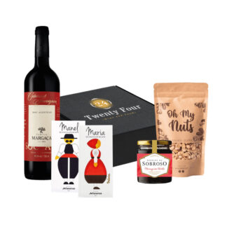 Cabaz Namorados 2 - Vinho Família Margaça (Tinto) + Chocolate + Compota + Amendoim